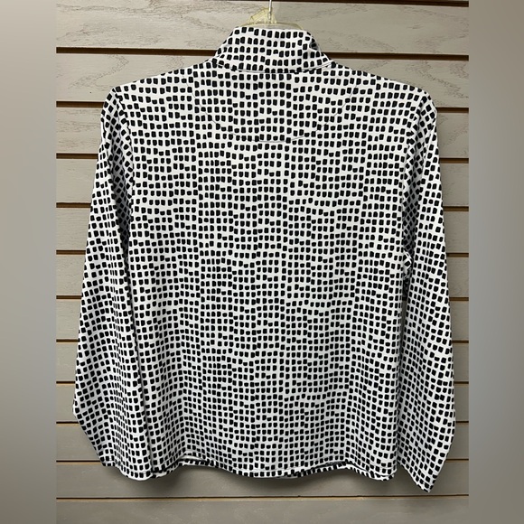Chico's Monochrome Patterned Blouse - Picture 6 of 6